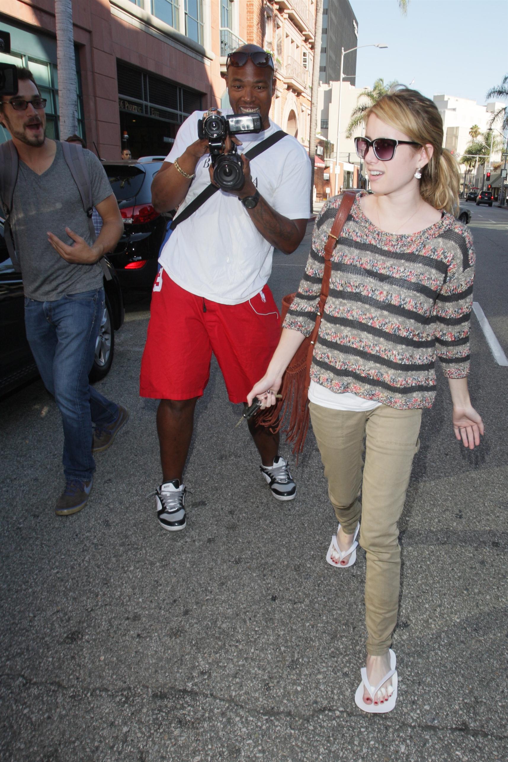 Emma Roberts leaving a nail salon in Beverly Hills photos | Picture 63944